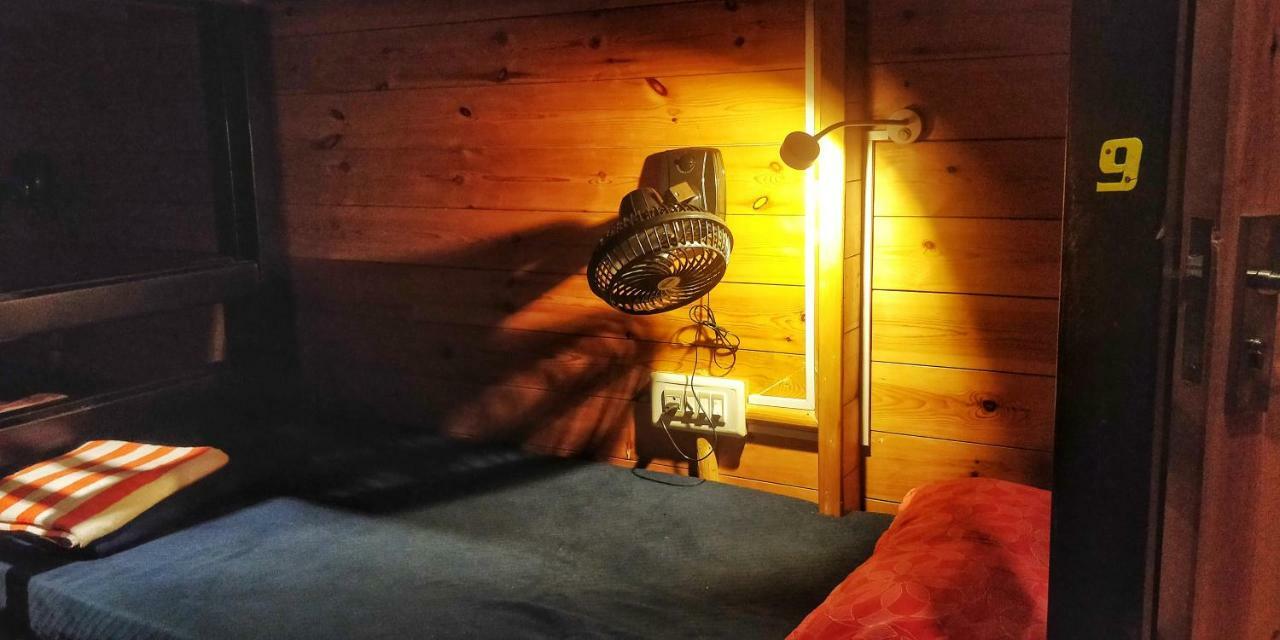 The Door To Nirvana Backpackers Hostel Kotagiri Exterior foto